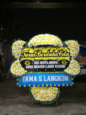 Papan Bunga Duka di Kebayoran Lama Utara